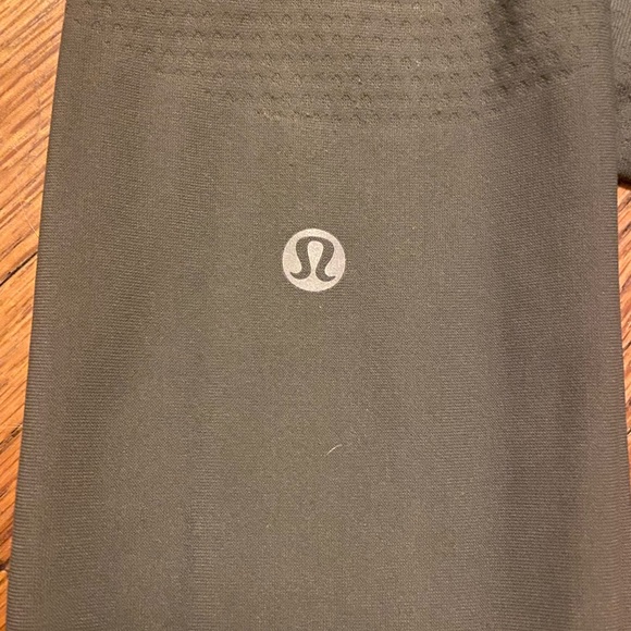 Lululemon sage green full length leggings. no tag, no pilling, barely worn. - Picture 2 of 3